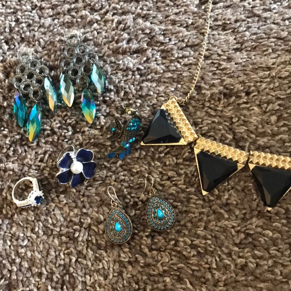 Jewelry - Picture 2 of 2